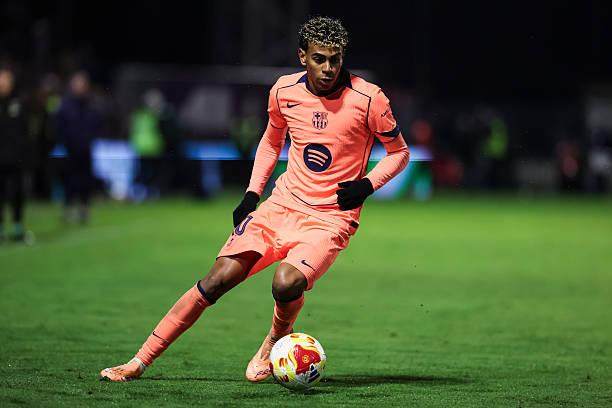 商讨国足运动未来发展 佐哈里入布城拜访安华