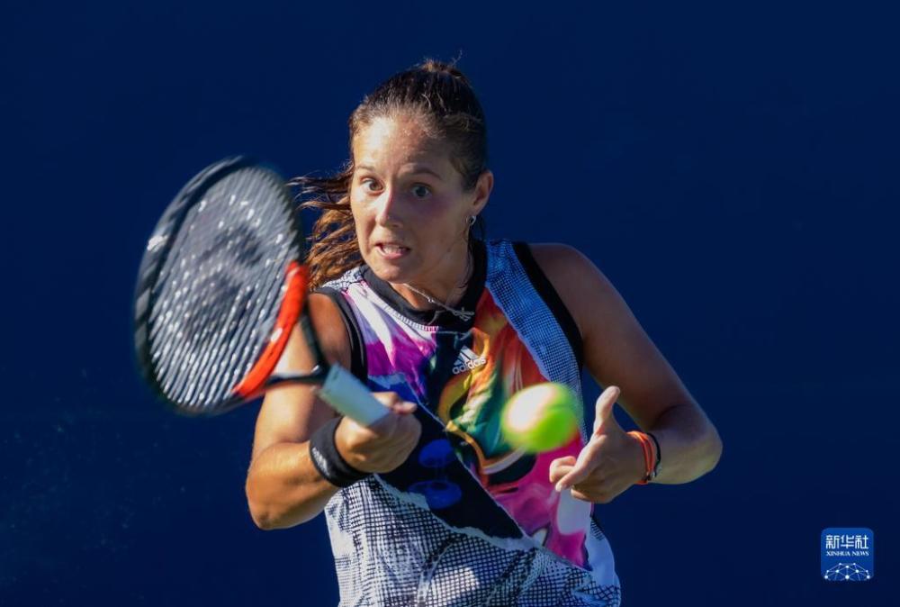 士在王朝初 士在王朝初