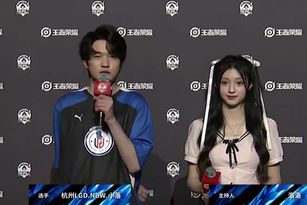 两年前解说罗马逆转了萨尔茨堡红牛 也是迪巴拉实现了逆转.