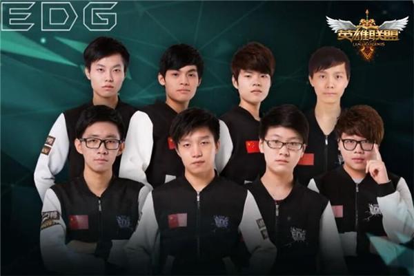 全国春季游泳锦标赛今日开战，覃海洋、张雨霏等亮相，孙杨成年龄最大参赛者潮新闻.